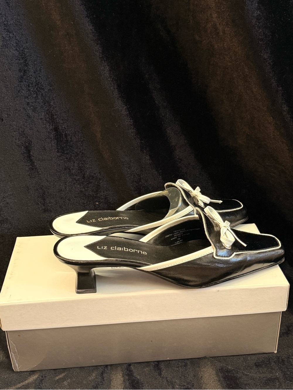 Liz Claiborne Black and White Bow Kitten Heel Mules